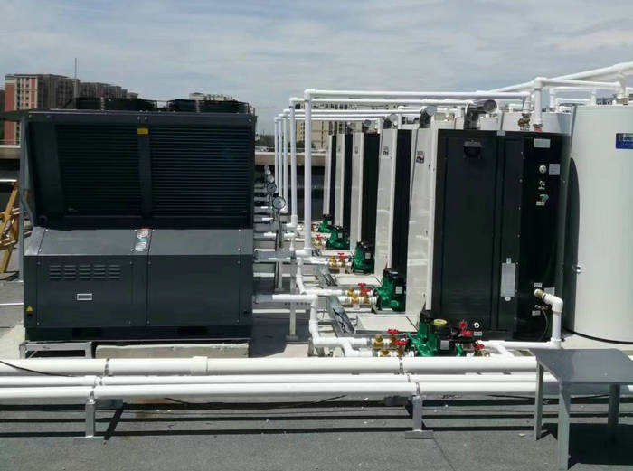 北京后沙峪公安大樓25噸速熱承壓熱水系統(tǒng)